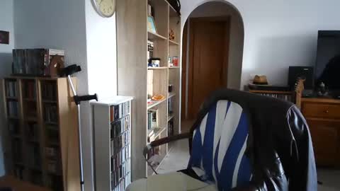 Snapshot of 7thsojourn chatting on February 7, 9:37 am Papi online show from February 7, 9:37 am