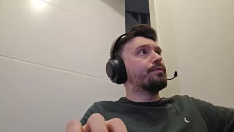 8inchdude93 online show from March 12, 10:01 am