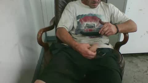 8intenn online show from October 19, 10:13 pm