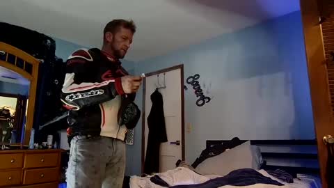 8over6 online show from January 3, 4:33 am