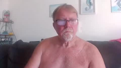 9gecko696969 online show from September 24, 6:17 pm