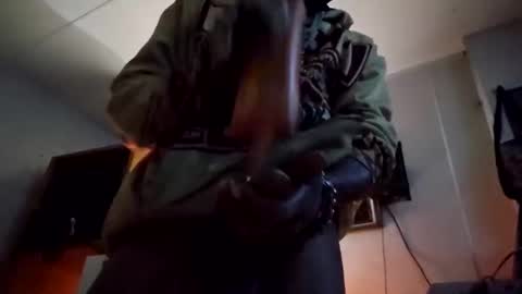 9inchmac245751 online show from December 2, 12:52 pm