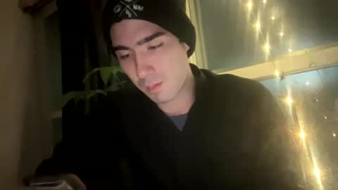 9thislandd online show from January 3, 3:55 pm