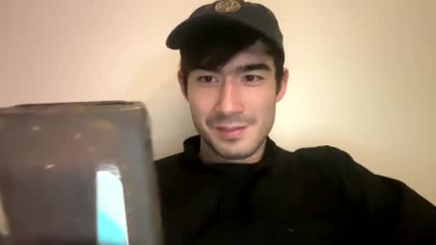 9thislandd online show from February 12, 8:16 am