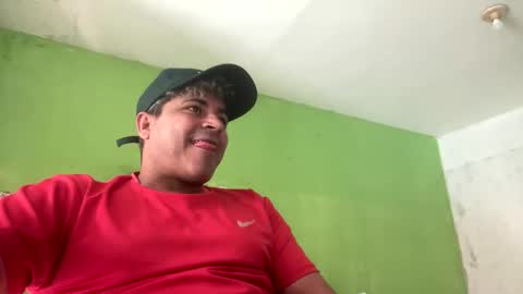 Snapshot of 9vinhocamshow chatting on October 4, 12:21 pm 9vinhocamshow online show from October 4, 12:21 pm