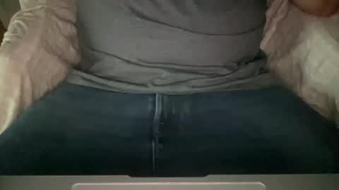 Snapshot of 9x6thickmassive chatting on October 14, 5:14 am 9x6thickmassive online show from October 14, 5:14 am