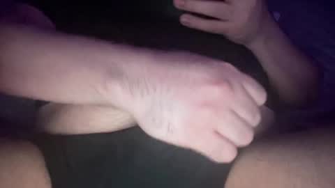 Snapshot of 9x6thickmassive chatting on December 17, 8:01 am 9x6thickmassive online show from December 17, 8:01 am