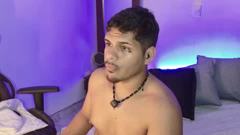 _28omar online show from June 11, 2:53 am