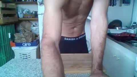 Snapshot of _bubble_buttfunxxx chatting on December 7, 9:06 am _bubble_buttfunxxx online show from December 7, 9:06 am