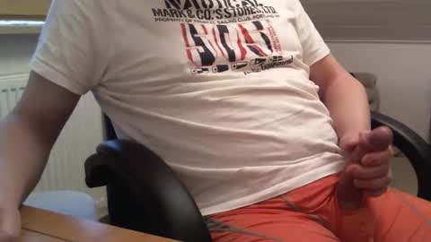 Uwe online show from January 5, 1:04 pm