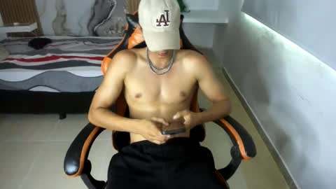 _cortez01 online show from June 3, 2:33 pm