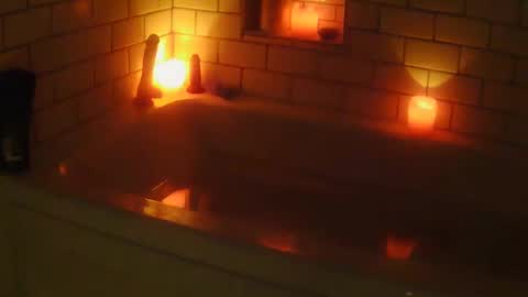 _cumwithme__ online show from October 14, 7:48 am