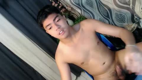 Russ online show from April 23, 1:32 am