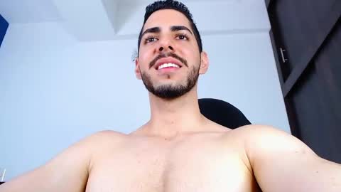 Snapshot of _davidwolf chatting on January 13, 9:20 pm David online show from January 13, 9:20 pm