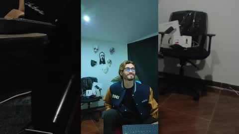 delacruz online show from November 27, 4:27 am