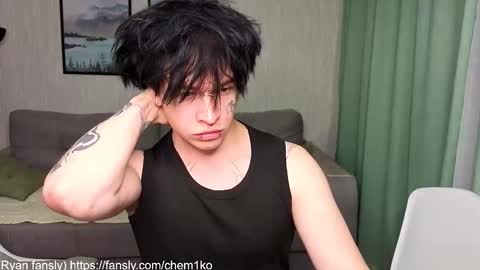 Snapshot of _dream_boys_ chatting on September 13, 5:19 am _dream_boys_ online show from September 13, 5:19 am