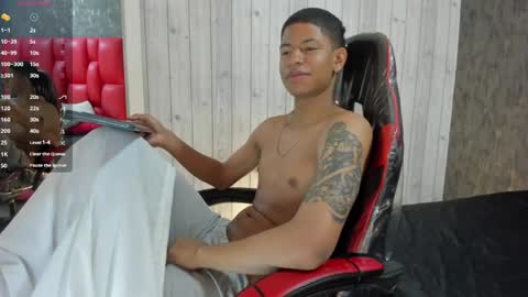 _erick_j online show from April 15, 8:20 pm