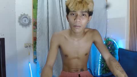 Snapshot of _guison chatting on October 13, 12:44 pm _guison online show from October 13, 12:44 pm