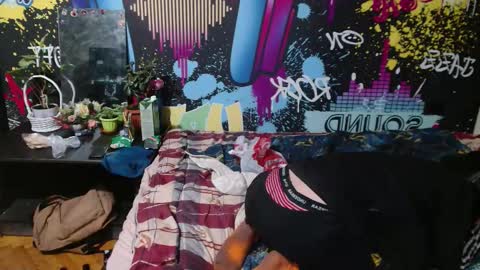 Snapshot of _happydayleon_ chatting on September 26, 9:23 pm _happydayleon_ online show from September 26, 9:23 pm