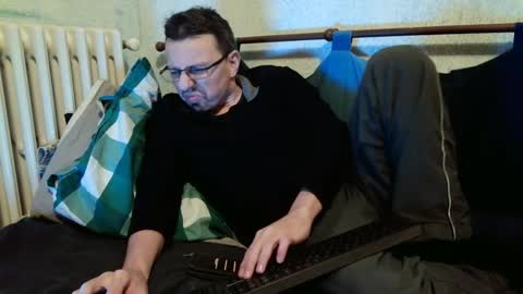 Snapshot of _horny___boy_ chatting on December 8, 9:08 pm Manuel online show from December 8, 9:08 pm