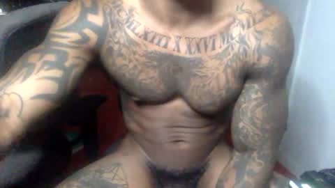 Tatted34 aka PimpDaddy SlickDick online show from December 7, 12:20 am