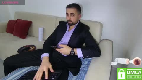 _jeem_ online show from January 22, 5:28 pm