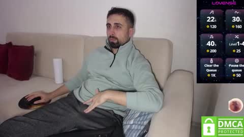 _jeem_ online show from December 15, 6:15 pm