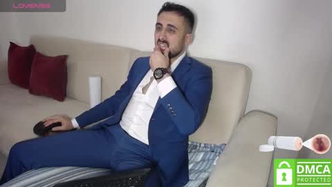 _jeem_ online show from December 25, 5:15 pm