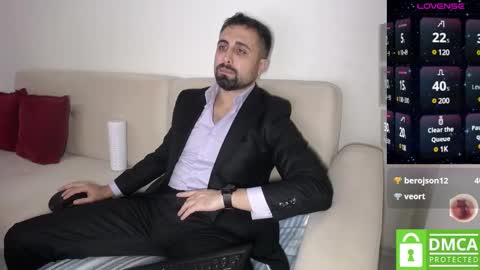 _jeem_ online show from December 16, 6:49 pm