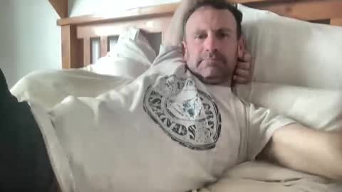 Kiwi online show from October 19, 3:55 am