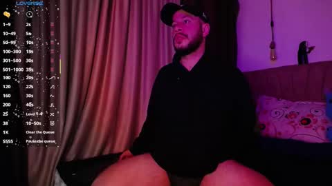 Snapshot of _krissricci_ chatting on September 13, 4:02 am online show from September 13, 4:02 am