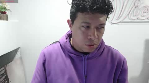 Panda  online show from March 7, 2:09 am