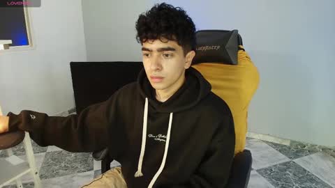 Snapshot of _nickconnor1 chatting on September 10, 11:25 pm Nicolas online show from September 10, 11:25 pm