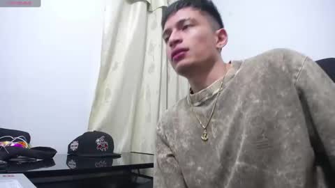 Juan Pablo-independent model online show from January 19, 4:54 am