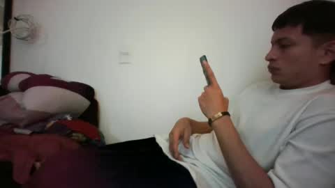 Juan Pablo-independent model online show from February 26, 6:42 pm