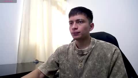 Juan Pablo-independent model online show from January 27, 9:11 pm