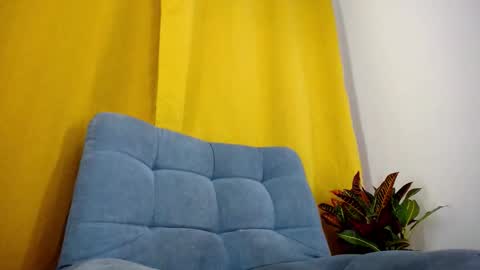 _skyleer_ online show from November 2, 11:31 pm