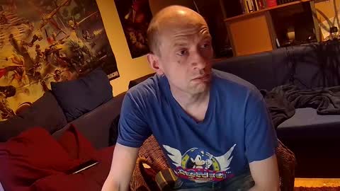 Snapshot of _svenerd87___ chatting on October 8, 9:08 pm Sven online show from October 8, 9:08 pm