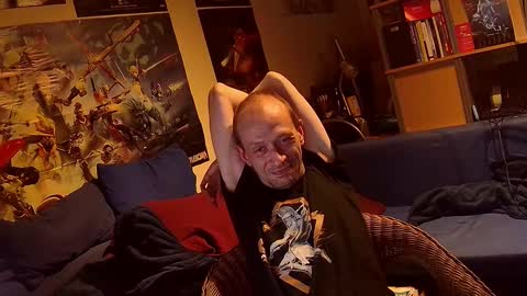 Snapshot of _svenerd87___ chatting on September 14, 8:44 pm Sven online show from September 14, 8:44 pm