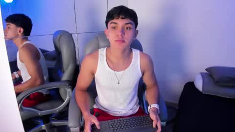 _taylorblack online show from April 21, 11:38 am