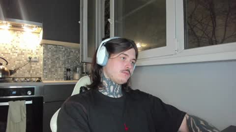 _torfin_ online show from January 15, 4:21 pm