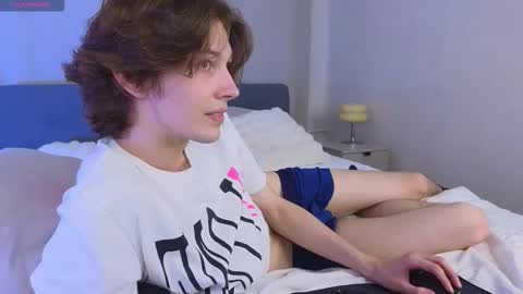 Snapshot of a11ice chatting on September 13, 12:28 pm Denis online show from September 13, 12:28 pm