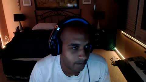 a4orce online show from July 28, 1:57 am
