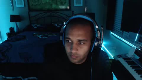 a4orce online show from March 7, 12:37 am