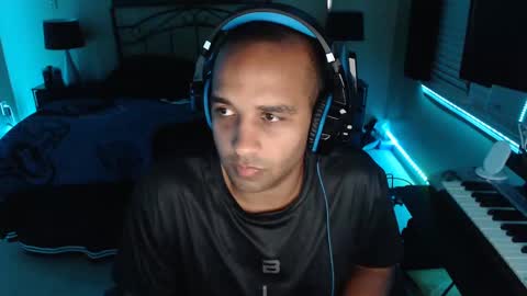 a4orce online show from February 6, 2:11 am