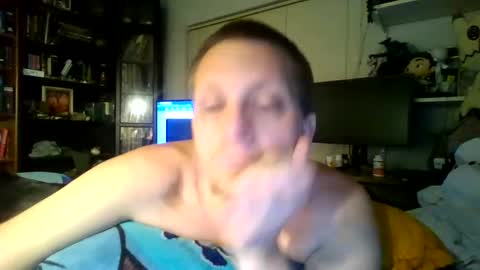 A Bored Dragon online show from September 24, 10:57 am