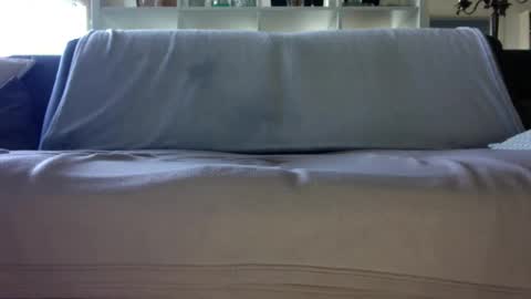 a_nice_dick_77 online show from April 16, 7:19 am