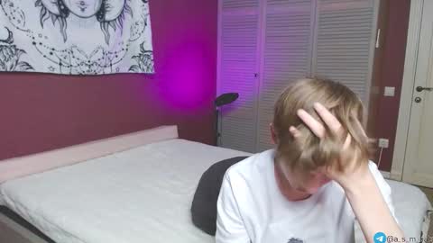 Michael online show from September 19, 2:39 pm