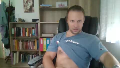 Long distance cumshot online show from October 15, 8:22 am