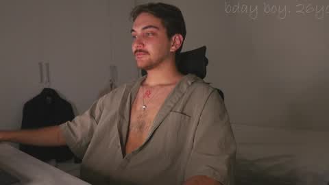 Alex online show from April 24, 3:09 am